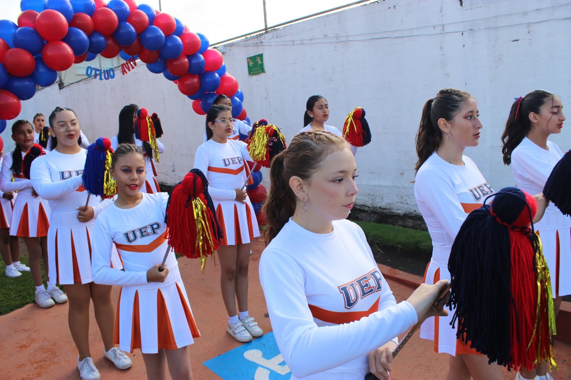 Equipo de bastoneras